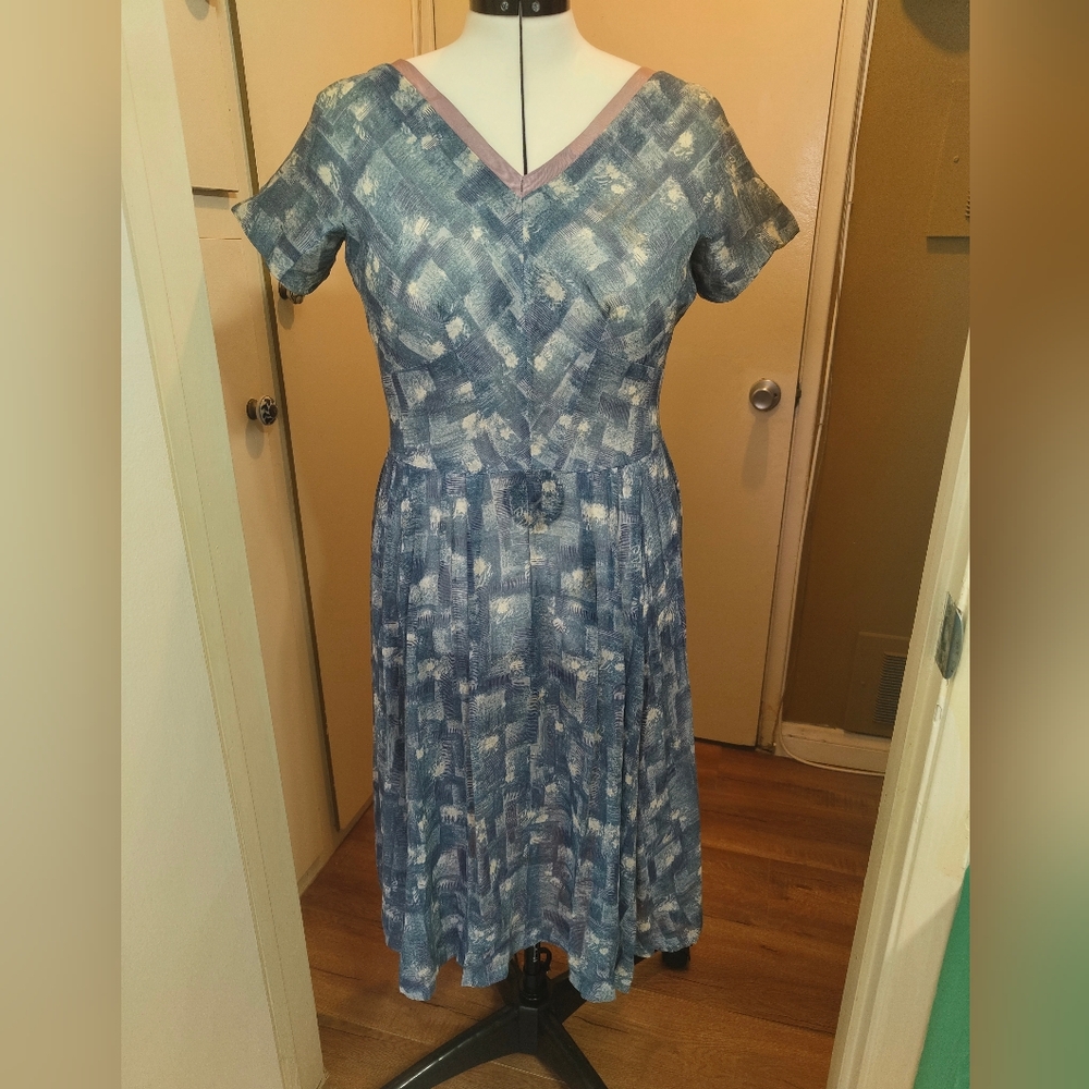 Elegant Blue Patterned Dress